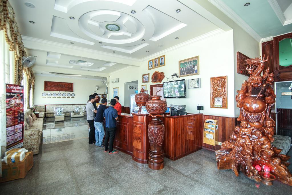 Monorom 2 Vip Hotel コンポンチャム エクステリア 写真